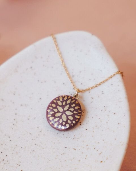 lille mus Halskette mit Porzellananhänger BLUMENSTERN Porzellanschmuck