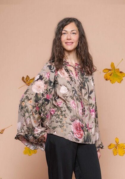 Atelier SNOW Bluse Rosalie aus LENZING ECOVERO Viscose-Satin