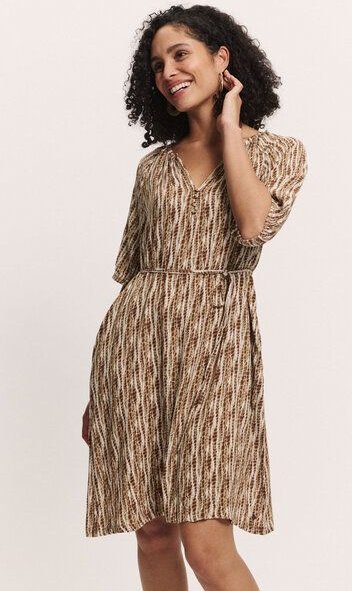 TRANQUILLO Kleid Saraaah aus Crinkel EcoVero Viskose (1140008)