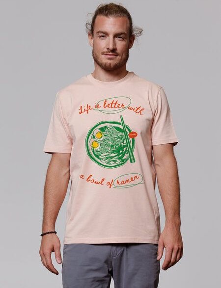 watapparel T-Shirt Unisex Life is better with ramen