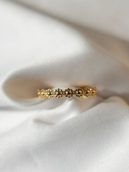 ST'ATOUR GOLDA – Ring mit Blümchen