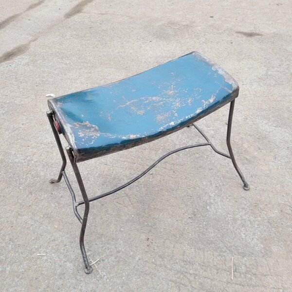 Moogoo Creative Africa Upcycling Hocker aus alten Ölfässern und Tanks | Unikate | verschiedene Farben