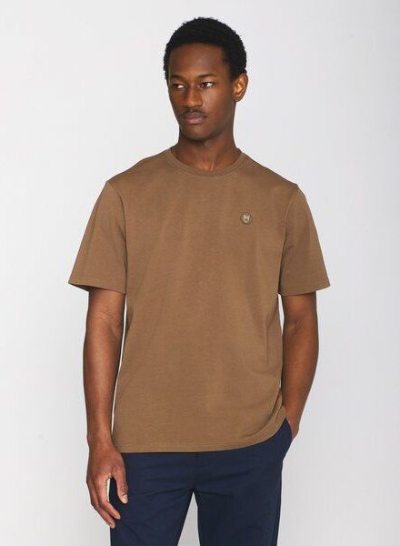 KnowledgeCotton Apparel T-Shirt LOKE Badge aus Bio-Baumwolle - ROC/GOTS/Vegan