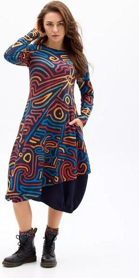 Kleid Cascada – Asymmetrischer Saum – Exklusiv bedrucktem KOKOworld – Versteckte Taschen – Fair produziert in Polen