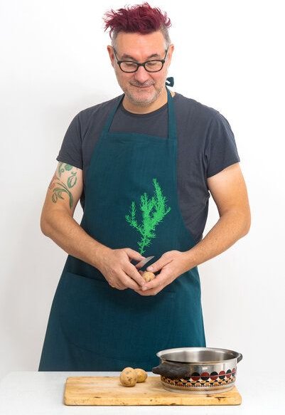 Hirschkind Bio-Kochschürze "Rosmarin" handgewebt petrol Fair-Trade