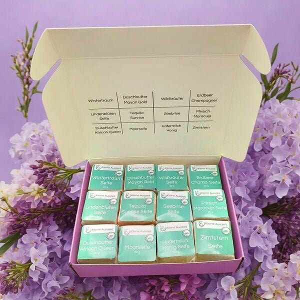 Kleine Auszeit Manufaktur Naturseifen Reise durchs Jahr in der Geschenkbox