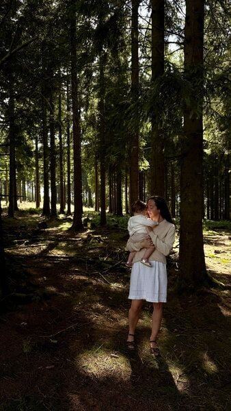 Wooliie Handgefertigter 100% Kaschmirpullover – pflanzlich gefärbt, Unisex