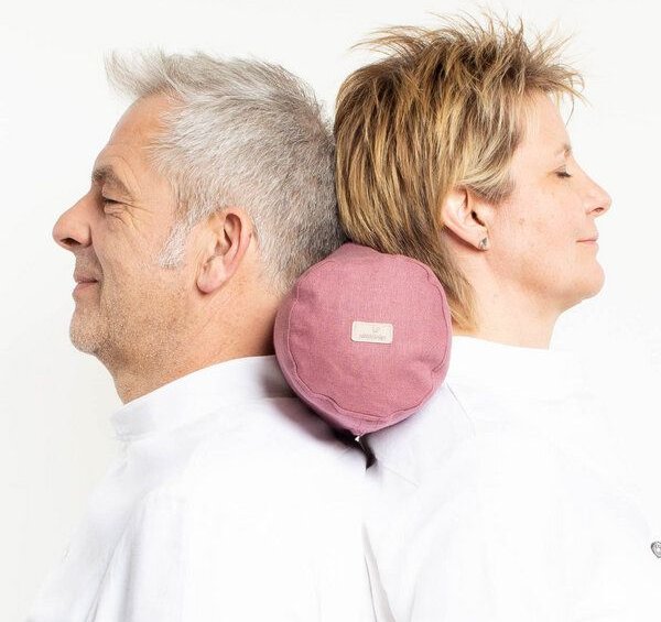 nahtur-design Nackenrolle mit Bezug aus 100% Leinen und Füllung mit Merinowolle oder Dinkelspelz