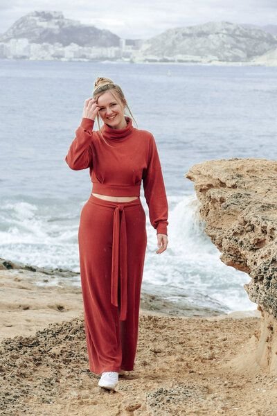 Vivien Joy Kurzer Rollkragenpullover - Aila Crop Pulli