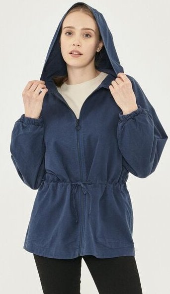 ORGANICATION Garment Dyed Kapuzenjacke aus TENCEL Lyocell-mix