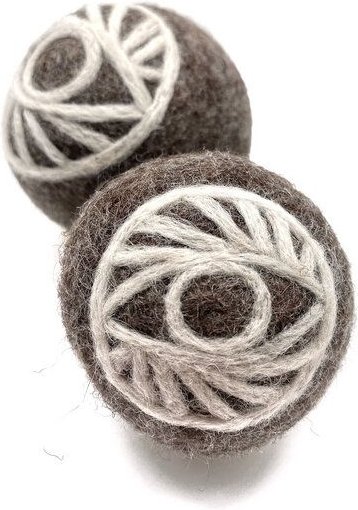Wooliie All-Seeing Eye Ball – handgefertigtes Spielzeug aus 100 % naturbelassener Schurwolle