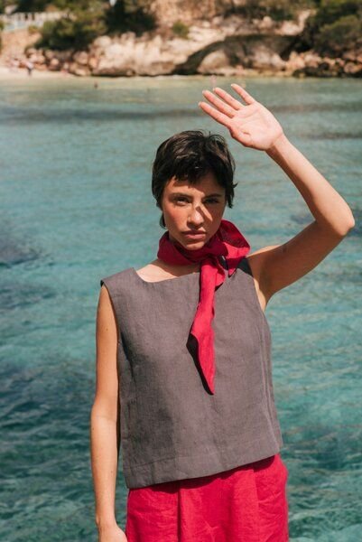 AmourLinen Klassisches ärmelloses Leinentop Lucia