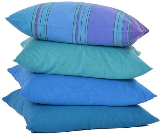 Thumbnail - HängemattenGlück Große Sofakissen aus Latex & Kapok - Blautöne