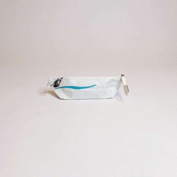 REFISHED fair fashion Penal 'PENCIL CASE' - upcycelte Fischfuttersäcke