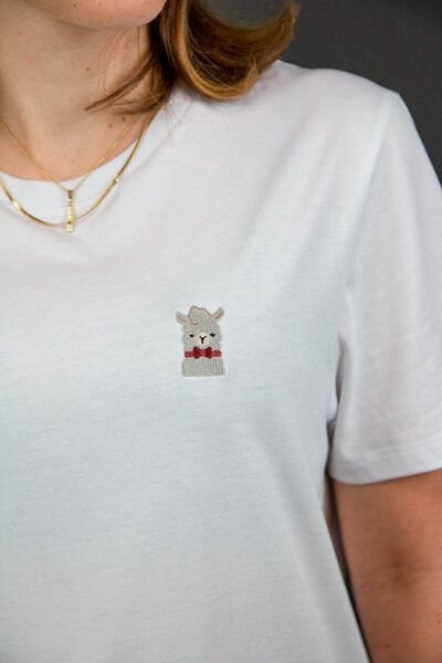 sticknic T-Shirt mit Lama Motiv gestickt - Minimalistische Stickerei - Auch als Geschenk