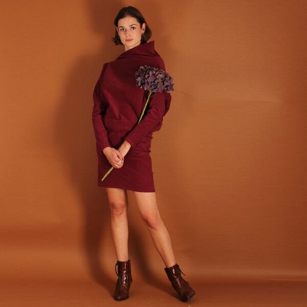 ManduTrap Asymmetrisches Cordkleid Juni aus Biobaumwolle kbA in blau oder berry