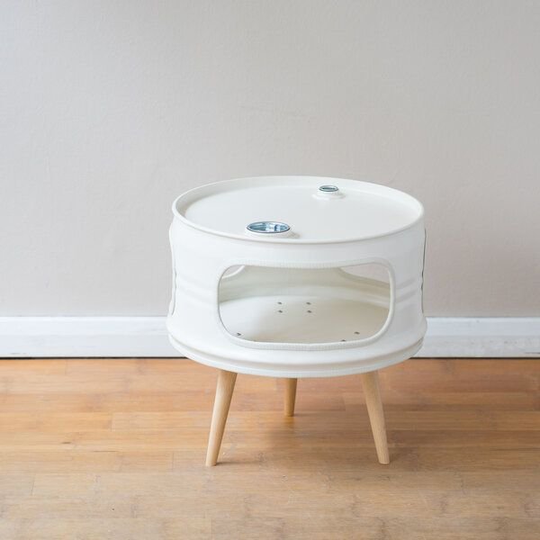 Lockengelöt Little Betty - Deckel mit Ausguss - Nachttisch / Couchtisch aus einem Ölfass