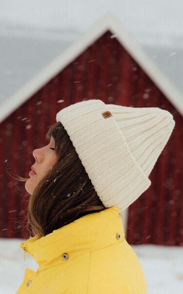 Kopyto GULO - Strickmütze aus 100% Merinowolle RWS-zertifiziert Mütze mit breiter Rippenstruktur