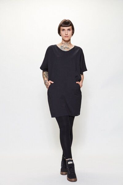 LUMEN organic Longshirt mit Taschen JERSEY in schwarz