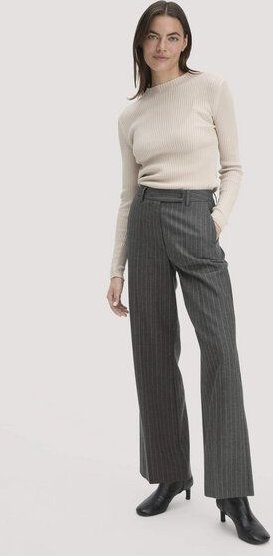 hessnatur Hose Nadelstreifen Relaxed aus reiner Bio-Schurwolle