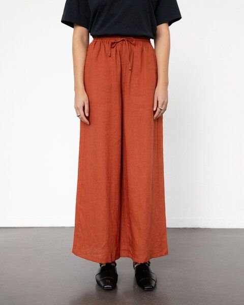 Rotholz Leichte Schlaghose Bio Baumwolle