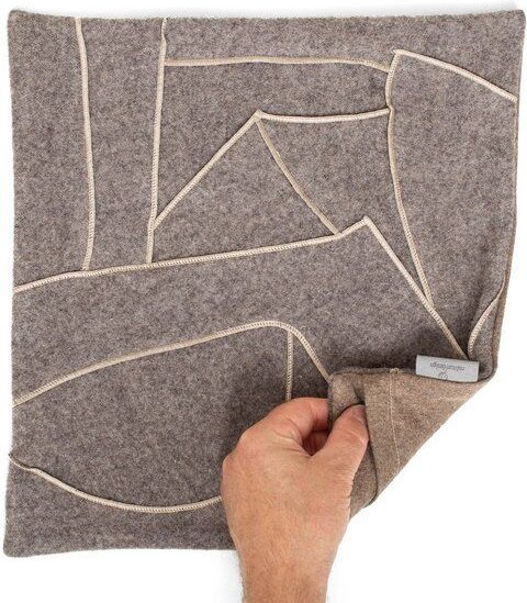 nahtur-design Dekokissen "zero-waste" aus kuscheliger Schurwolle | Unikate