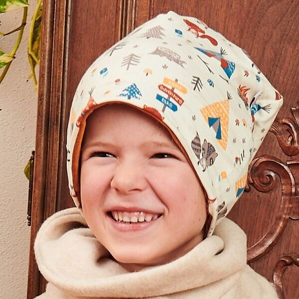 Cheeky Apple Bio-Beanie Mütze "Abenteuercamp|Nicki Caramell"