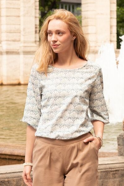 l'amour est bleu Bedruckte Bluse aus Bio-Baumwolle