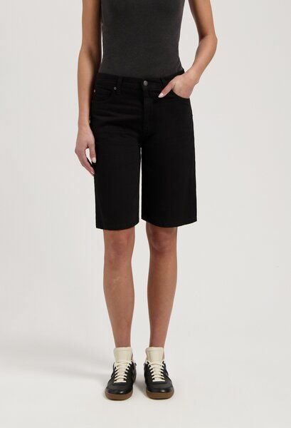 MUD Jeans Damen Shorts "Suzy Mid Short - BlackDip"