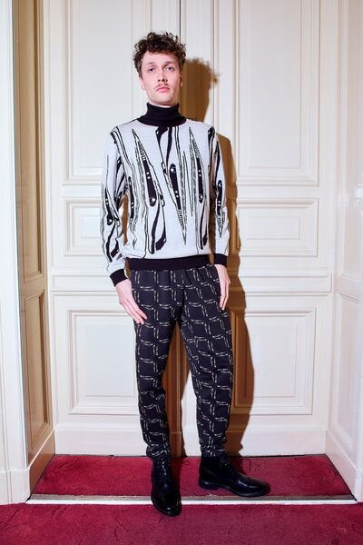 Sophia Schneider-Esleben Unisex Jogger Florian