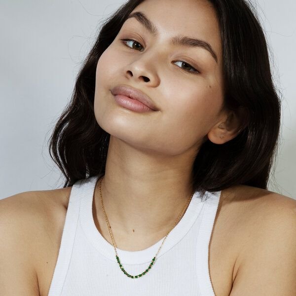 Feine Kette mit Perlen in Emerald Green mit Perlen in ca. 45 cm x 1,6 mm (inkl. 5 cm Verlängerungskette) von Elektropull...