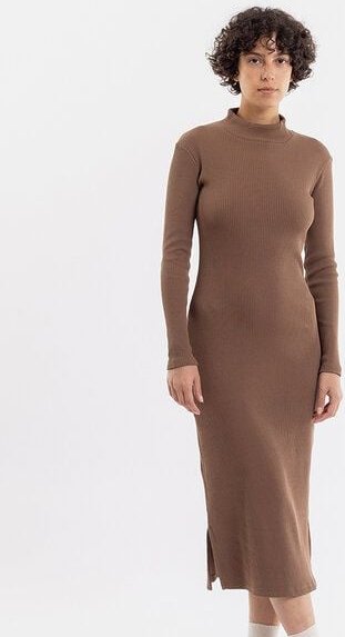 Rotholz Mock Neck Kleid aus Rippenstrick
