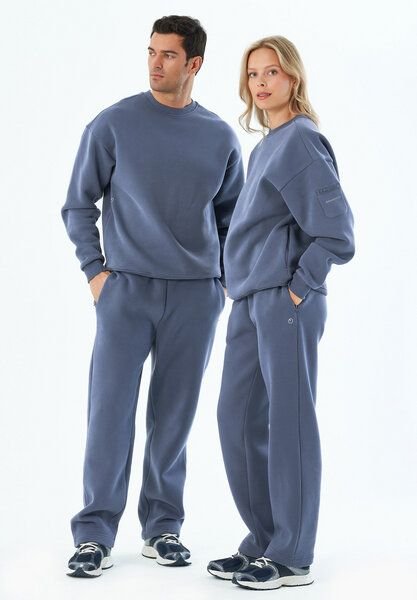 Thumbnail - ORGANICATION SAYLORR | Essentials Travel Unisex Sweatshirt aus Bio-Baumwolle und recyceltem Polyester