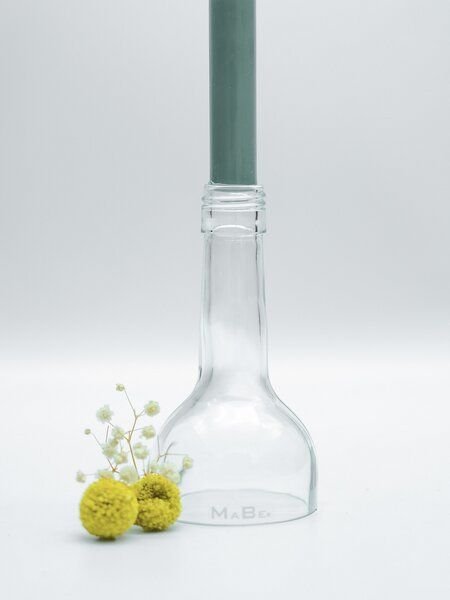 MaBe Kerzenständer - witzig & nachhaltig aus der Weinflasche für deinen gedeckten Tisch