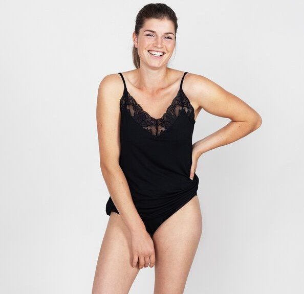 erlich textil Leonie Top mit Spitze aus weichem Modal, made in Europe