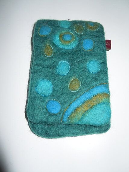 short'n'pietz Handyhülle handgefilzt aus 100% Schafswolle