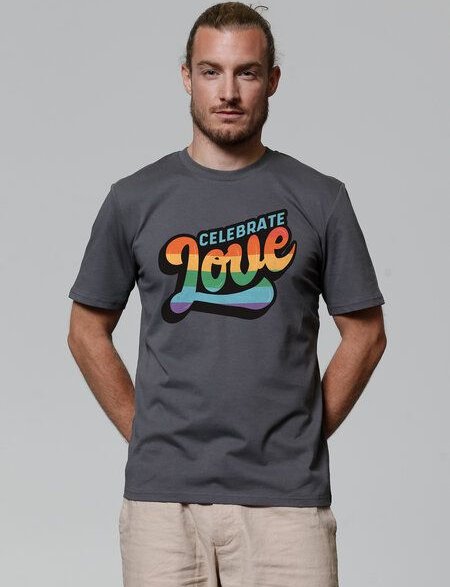 Thumbnail - watapparel T-Shirt Unisex Celebrate Love
