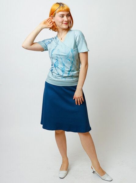 Peaces.bio - handbedruckte Biomode Edles Shirt mit Kunstdruck Federkleid