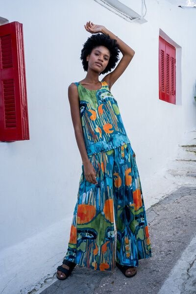 Hose Roma – Elegante lange & weite – Taschen – Viskose mit Elasthan – Farbenfroher einzigartiger Print von KOKOworld – F...