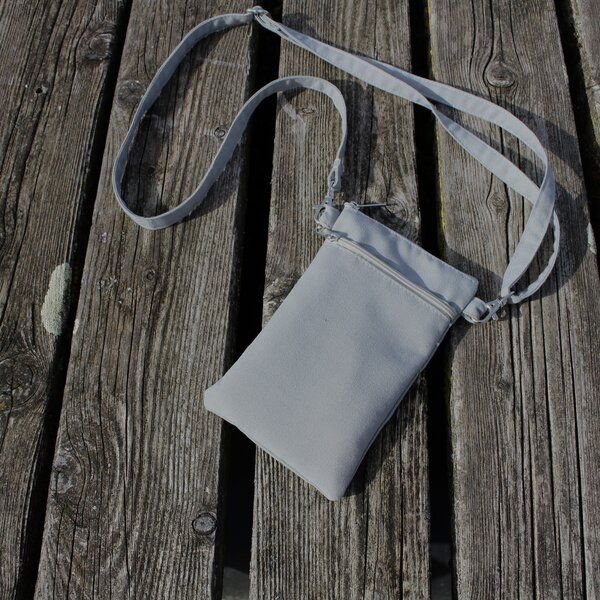 Schönes aus Indochina Handytasche zum Umhängen aus Upcycling-Baumwollstoffen