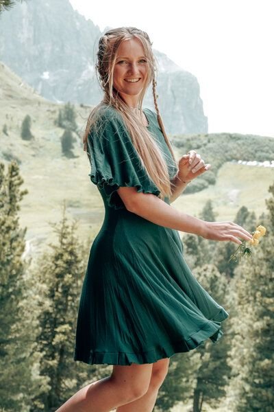 Vivien Joy Luftiges Sommerkleid mit Schmetterlingsärmel - Farrah Comfy Dress