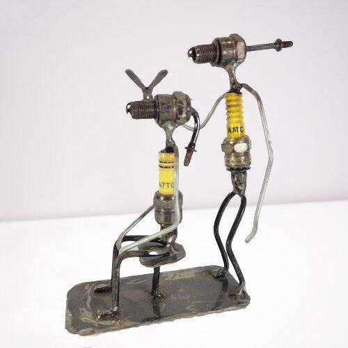 Moogoo Creative Africa Zündkerzen-Figur | verschiedene Berufe & Hobbies | Upcycled & handgemacht