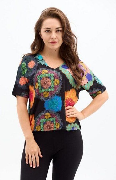 KOKOworld Bluse Soso Be My Valentine Damen – Oversize T-Shirt mit V-Ausschnitt & Ellbogenärmel – aus nachhaltiger Viskos...