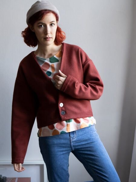 Ecostories Cardigan Wasserburg aus 100% kbt Bio-Merinowalk