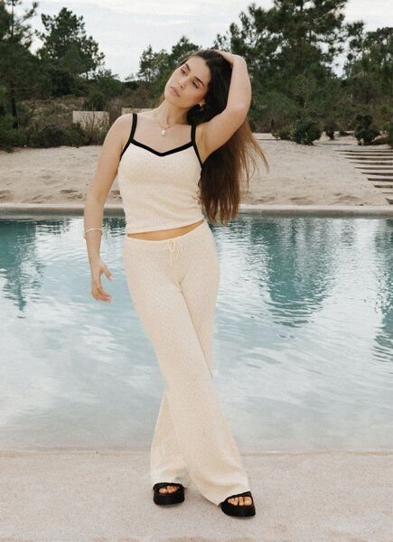 Narah Soleigh Wide Leg Strickhose aus 100% Bio-Baumwolle