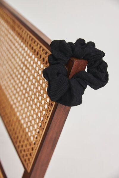 Baìge the Label Baìge Scrunchie