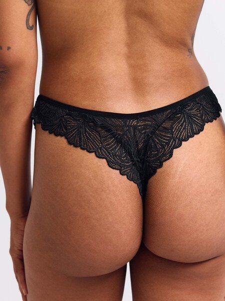 erlich textil Fluid Lace Brazil String mit Spitze aus recyceltem Polyamid, made in Europe