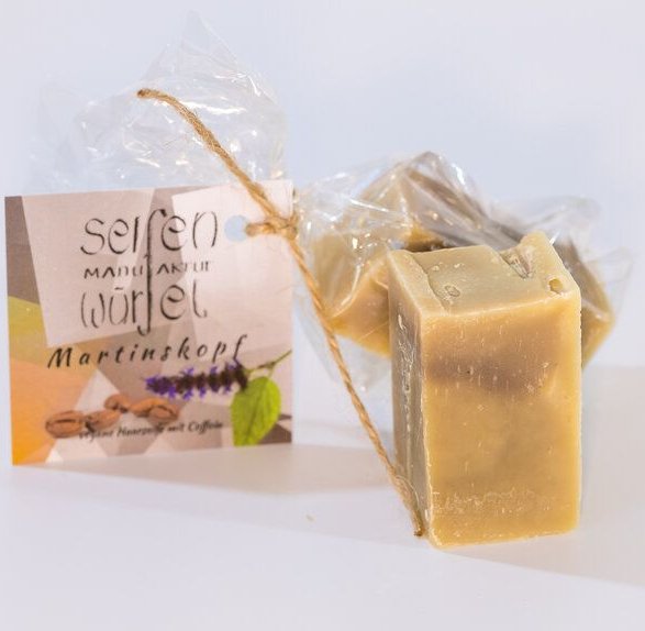 Seifenmanufaktur Würfel handgefertigte vegane Haarseifen aus Bioölen, Martinskopf Würfel