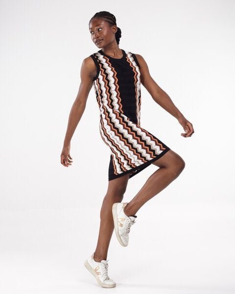 Alma & Lovis Bio-Baumwoll-Strickkleid mit Zackenmuster | Knit Dress