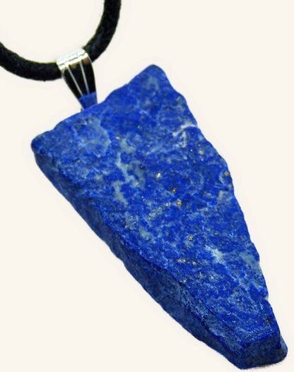 OneWorldMinerals Lapislazuli Anhänger, mit Silberöse, roh belassene Einzelstücke